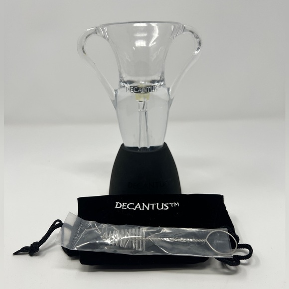 NWT Decantus Deluxe Wine Aerator - Picture 1 of 4